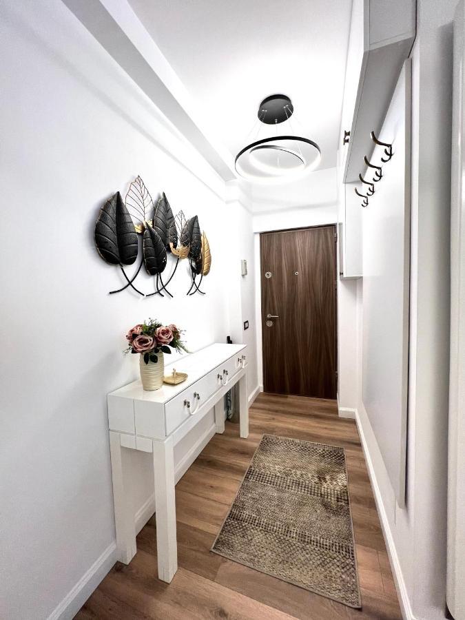 Sky View - Luxury Apartament - Sanador Victoriei Bucareste Exterior foto