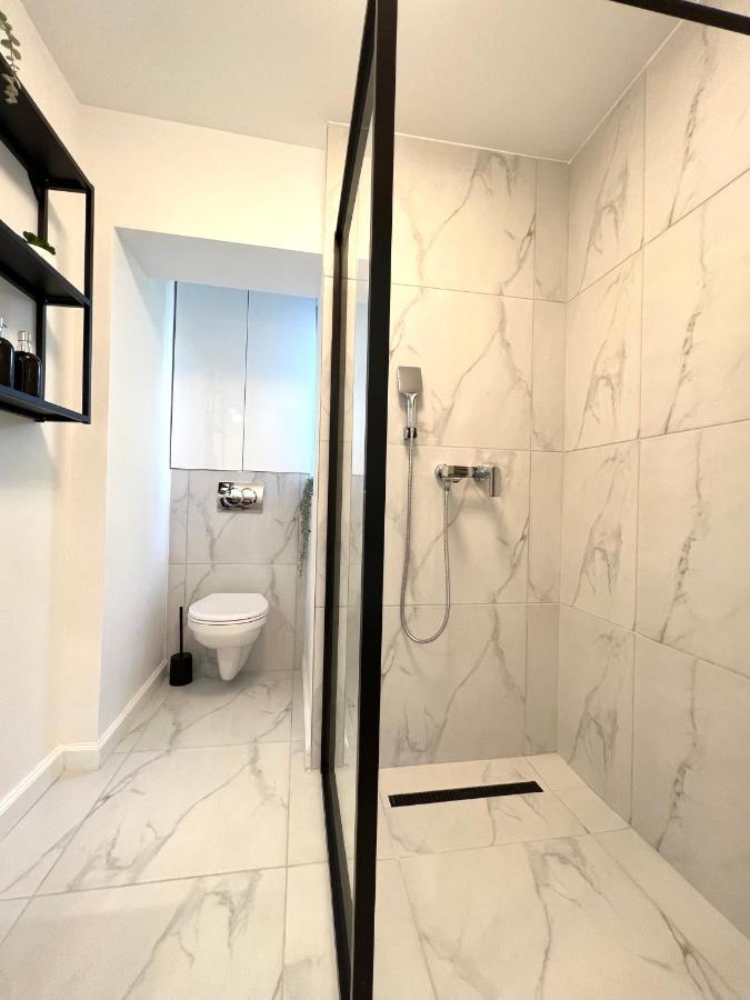 Sky View - Luxury Apartament - Sanador Victoriei Bucareste Exterior foto