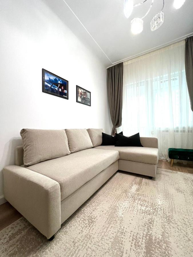 Sky View - Luxury Apartament - Sanador Victoriei Bucareste Exterior foto